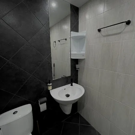 One Bedroom In G Life Apartment *
